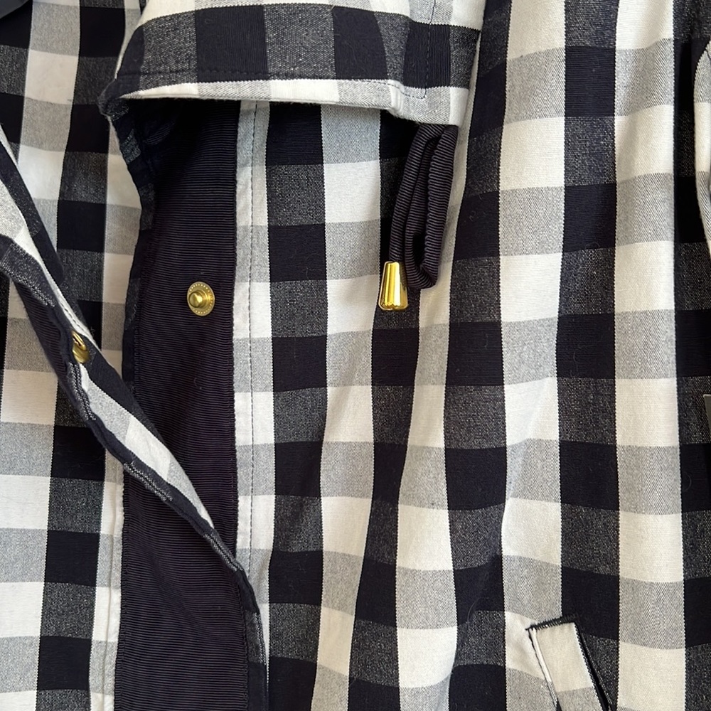 Crown & Ivy Lightweight Jacket - Picture 2 of 8